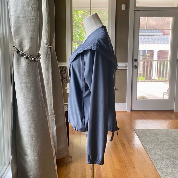 239 Victoria's Secret Windbreaker Gray high low Medium LAST CHANCE - Picture 6 of 14